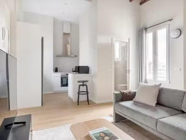 Nuevo C. de Rafael Calvo, Almagro 1 Bedroom 1 Bath