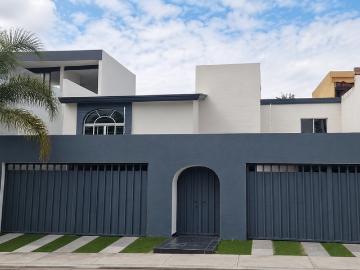 Renta casa a 1 cuadra del metropolitano La estancia