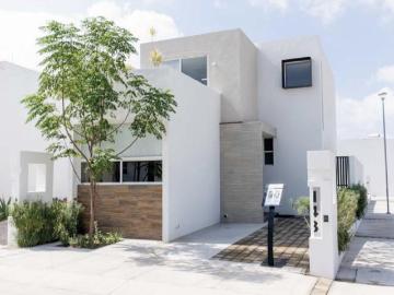 RENTA CASA AL NORTE EN PRIVANZA GRATAMIRA AMUEBLADA #13LC