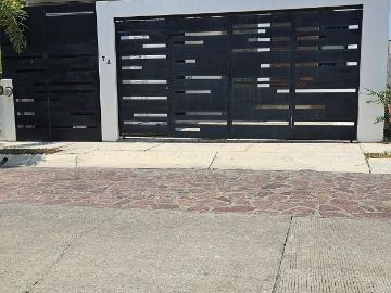 renta casa amueblada