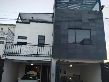 Renta Casa Amueblada con Servicios en Zinacantepec, México