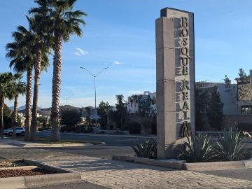 Renta Casa con celdas solares Bosque real? ?Canteras!