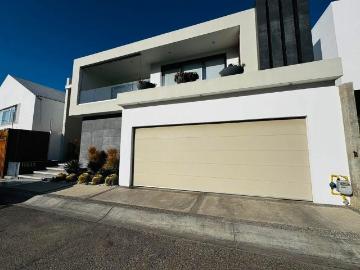 RENTA | CASA EN EXCLUSIVA PRIVADA EN HACIENDA AGUACALIENTE Featured Properties