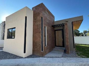 Renta Casa en Fraccionamiento