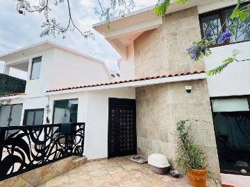 RENTA CASA EN VILLAS DEL MESON