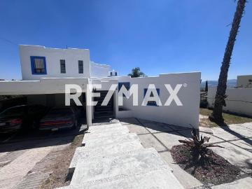 RENTA CASA EN VISTA REAL Y COUNTRY CLUB, CORREGIDORA QUERETARO