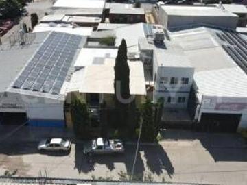Renta casa y oficina en perfectas condiciones