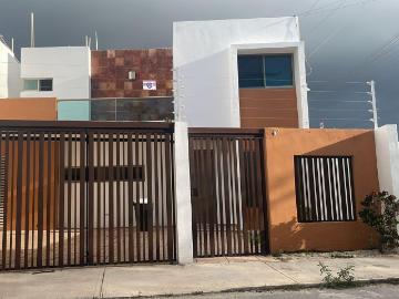 RENTA CASA 3 REC. LAS MARGARITAS MERIDA