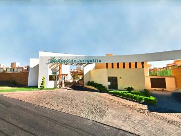 Renta cerca UVM Juriquilla en Condominio Privado