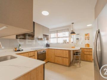 Renta de Apartamento en Zuñiga, Envigado, Antioquia | ID: 136051