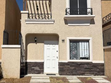 RENTA DE CASA AMUEBLADA. LOS VIÑEDOS RESIDENCIAL, AL SUR DE PACHUCA