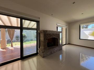 RENTA DE CASA DENTRO DE PRIVADA EN LA PROVIDENCIA EN METEPEC
