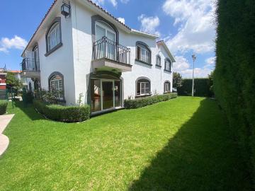 RENTA DE CASA DENTRO DE PRIVADA EN LA PROVIDENCIA EN METEPEC
