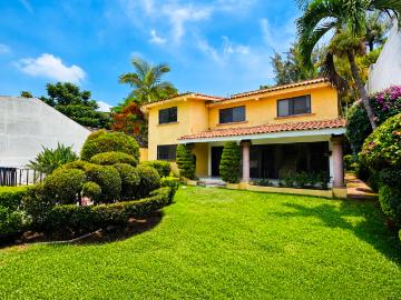 Renta de casa en la Col. Acapatzingo, Cuernavaca, Morelos. Clave 6294