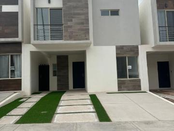 RENTA DE CASA EN ZONA MONTEVERDE CERRADA DE MALAGA CUENTA CON CASA CLUB EL FRACC