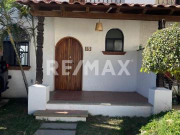 RENTA DE CASA HABITACION EN FRACCIONAMIENTO PRIVADO