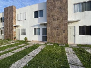 RENTA DE CASA JARDINES DEL SUR 3 $17,500 AMUEBLADA Y EQUIPADA