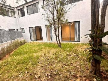 Renta de departamento en av de las Fuentes, Tecamachalco