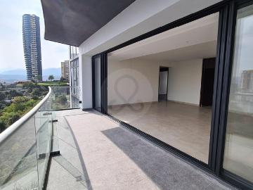 Renta de Garden House con 2 rec?marasen La Vista Bosque Real