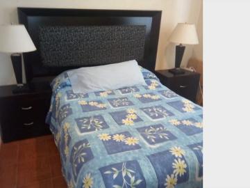 Renta de habitación cerca delCUCEA y otras Universidades