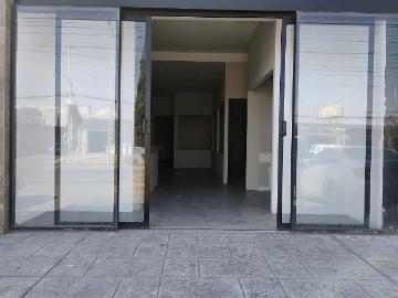 Renta de Local en Plaza Comercial en Tlaxcalancingo zona UVM