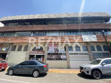 Renta de Locas comerciales, oficinas o consultorios de 50 m² en Sta Monica