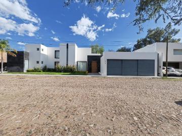 RENTA DE RESIDENCIA EN TROJES DEL SOL *A PARTIR DE AGOSTO SEP