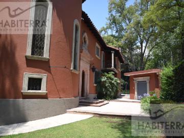 RENTA EXCELENTE CASA EN LOMAS DE CHAPULTEPEC