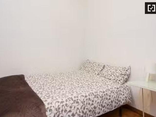 Único Habitación cómoda en alquiler en el apartamento de 2 dor.