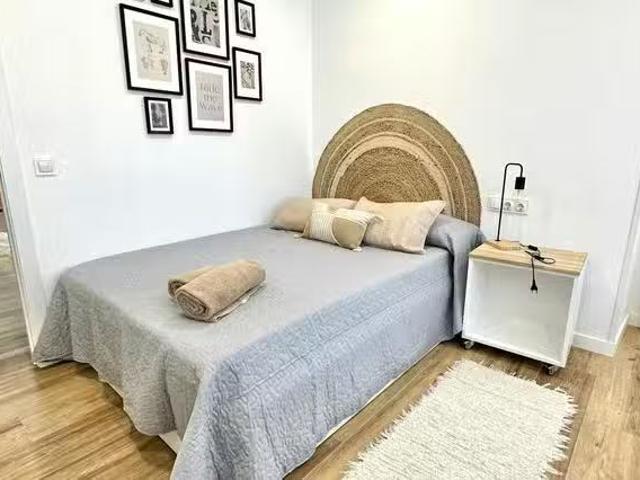 Encantador Habitación en Avenida General Palacio