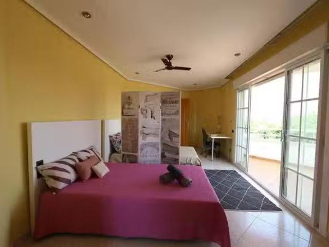 ¡Oferta! Habitación en Avinguda de l'Alcora