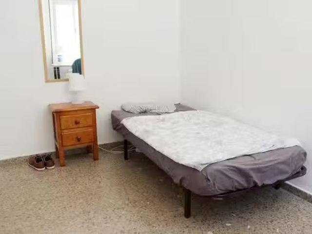¡Oferta! Habitación en Calle Atanasio Barrón