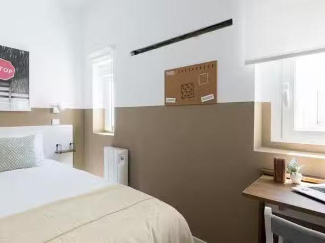 ¡En alquiler! Habitación en Calle Daoíz