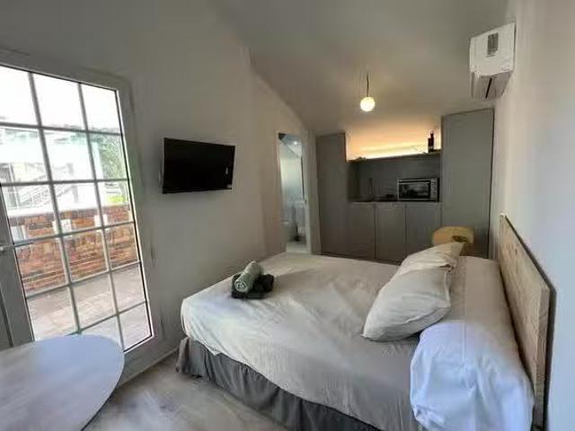 Nuevo Habitación en Calle de Alfonso Fernández Clausells, Ciud.