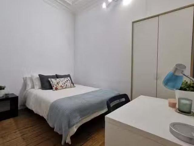 ¡Oferta! Habitación en Calle de Preciados
