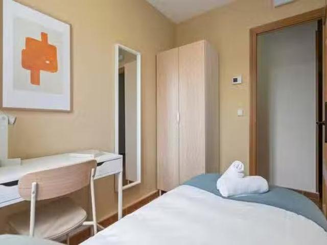 Encantador Habitación en Calle de Triana