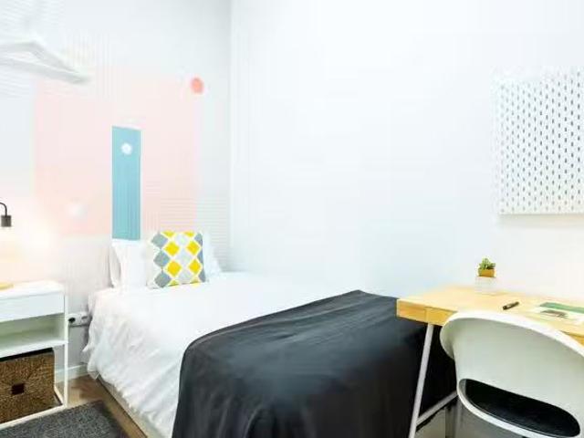 ¡Oferta! Habitación en Calle del Príncipe