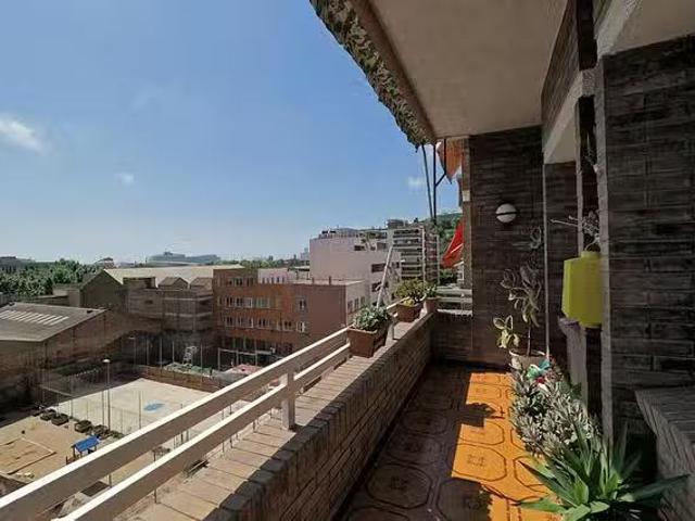 Bonito Habitación en Carrer de Puig i Xoriguer, El Poblesec