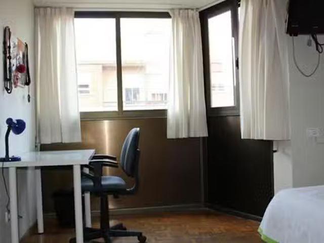 Bonito Habitación en Carrer del Poeta Artola, Vega Baixa