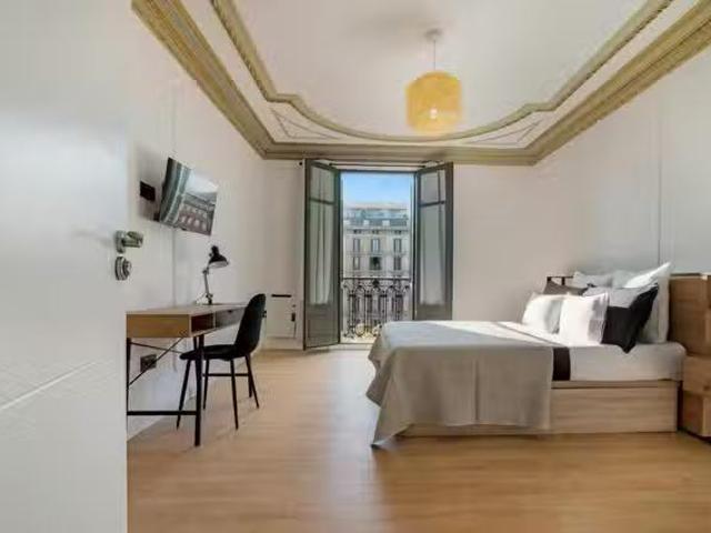 ¡Recién llegado! Habitación en Passeig de Gràcia, Dreta de l'E.