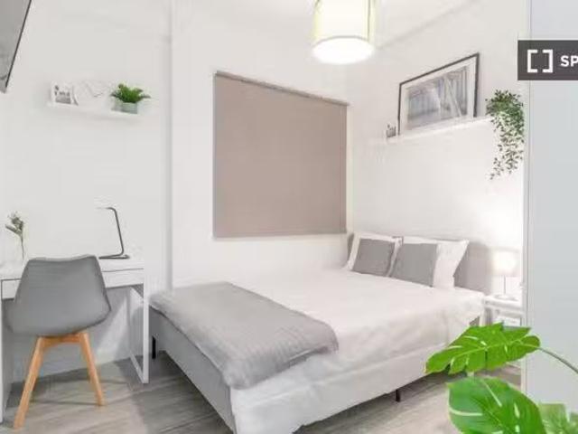 Único Habitación en piso compartido en alquiler en La Sagrada.