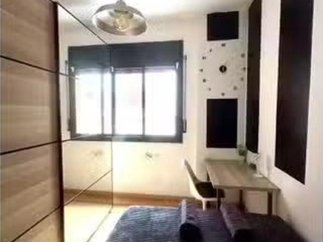 Barato Habitación en piso compartido en alquiler en les Roquet.