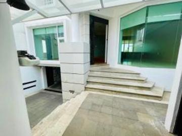 RENTA HERMOSA CASA EN LOMAS DE LAS AGUILAS