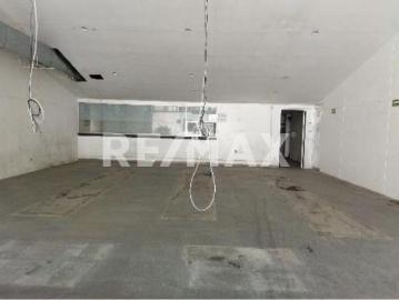 Renta Local Comercial en Circuito Empresarial, San Fernando, Huixquilucan, Edo. Mex