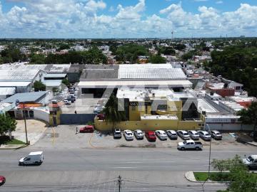 Renta AV. CORREA RACHÓ bodegas con oficina todo o en partes en Norte de Mérida