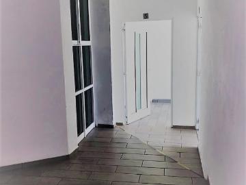 Renta oficinas muy bien ubicadas en calz. De la viga