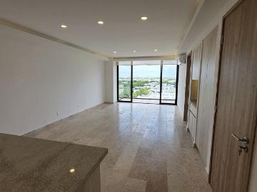 RENTA PENTHOUSE EN VIA CUMBRES