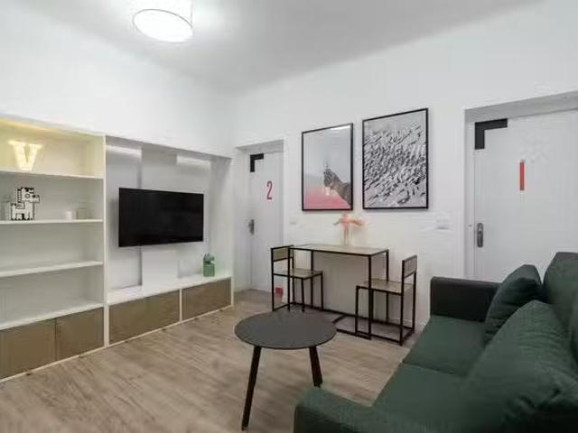 Encantador Piso de 1 habitación en Calle Daoiz