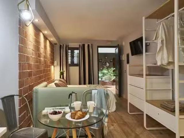 Acogedor Piso de 1 habitación en Carrer de Guàrdia