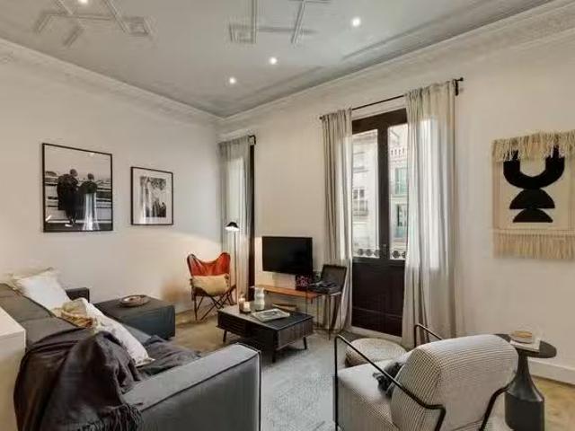 ¡Oferta! Piso de 1 habitación en Carrer de Fontanella, Dreta d.